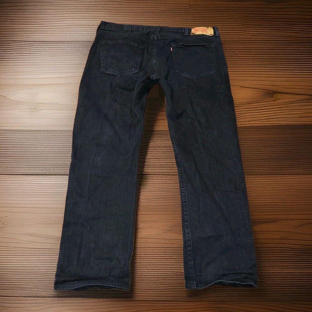 Levi's 501 Black Jeans Mens 42x32 Original Fit Straight Leg Button Fly W41 L30 - Picture 2 of 6